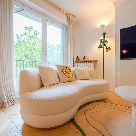 Luxury Flat Eiffel Tower View Apartment *