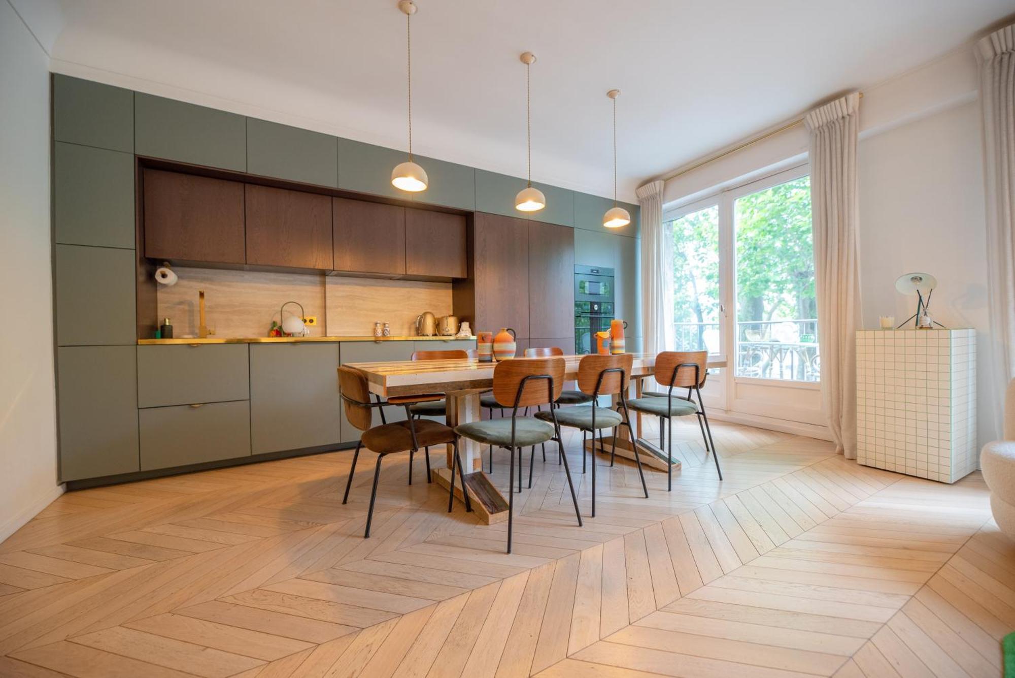 Luxury Flat Eiffel Tower View Apartment Paris